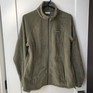 NWOT Columbia safe green  fleece